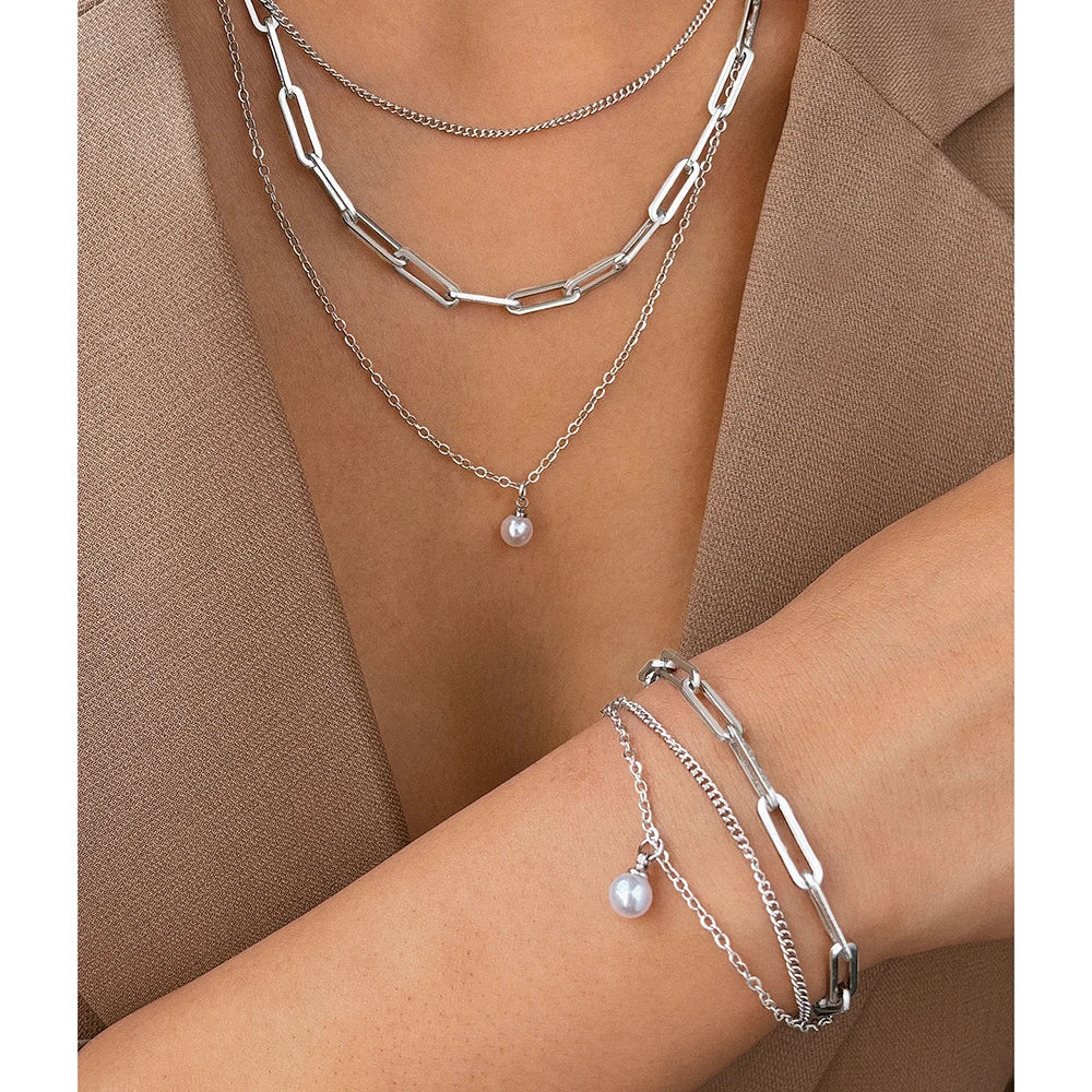Elegant Delicate Pearl Pendant Jewelry Set