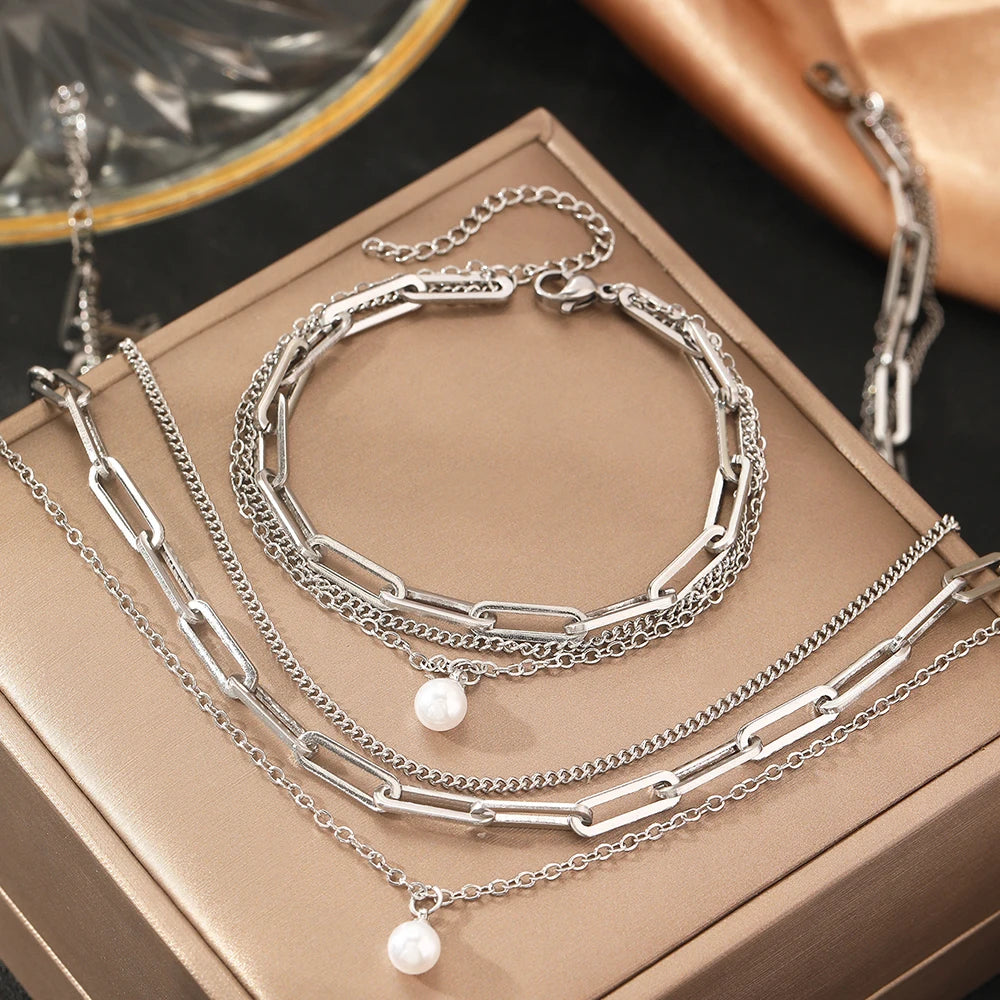 Elegant Delicate Pearl Pendant Jewelry Set