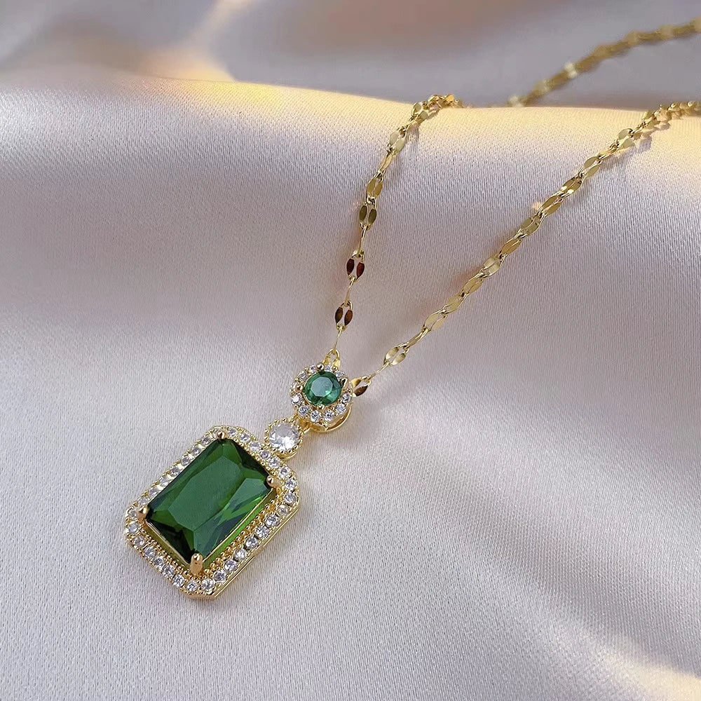 Three Piece Jewelery Set